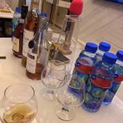 北京延庆酒吧年轻漂亮的招聘24-30岁服务员没有管理费,没有